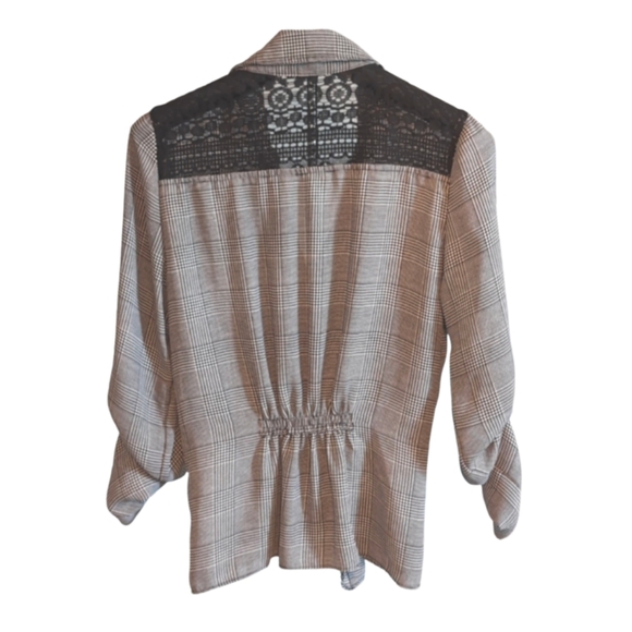 Suzy Shier XS Button-Down Top with Front Tie & Lace Back Excellent Condition - Picture 2 of 9